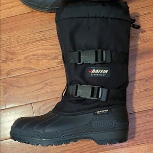Baffin Black Insulated Snow Boots